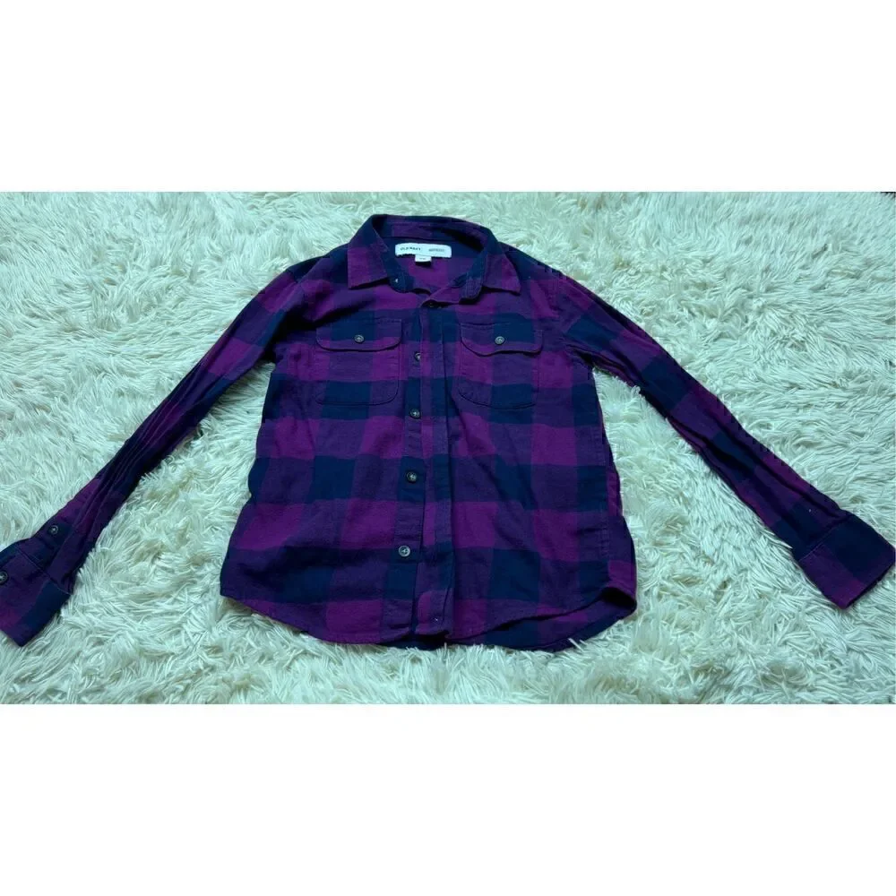 4 piece size 7-8 Boys Long Sleeve Button Down Flannel Bundle by Old Navy & Aberc